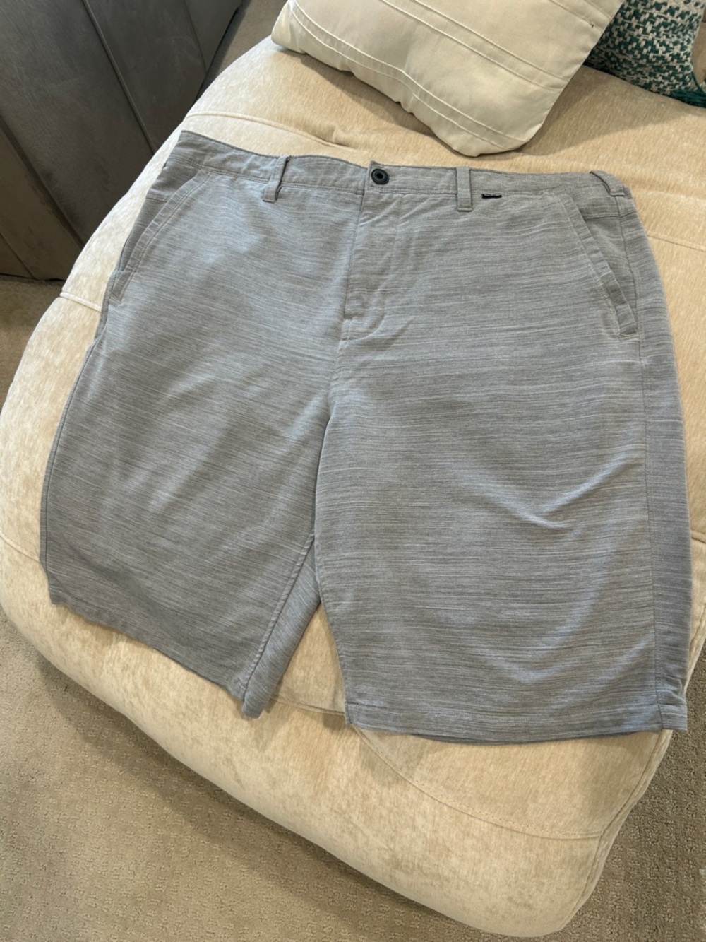 Hurley Men's Light Gray Flat Front Performance Shorts